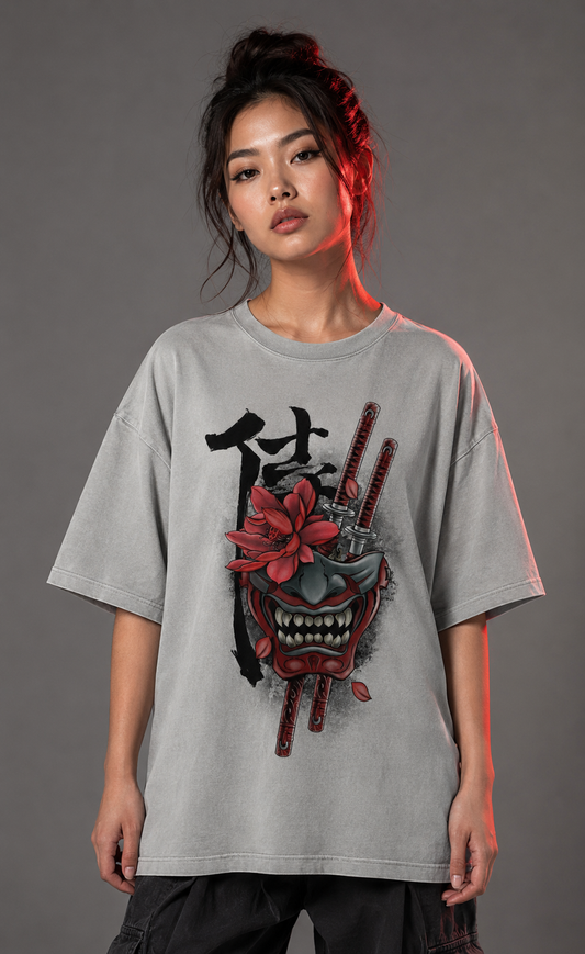 Oni Blossom grå T-shirt på modell